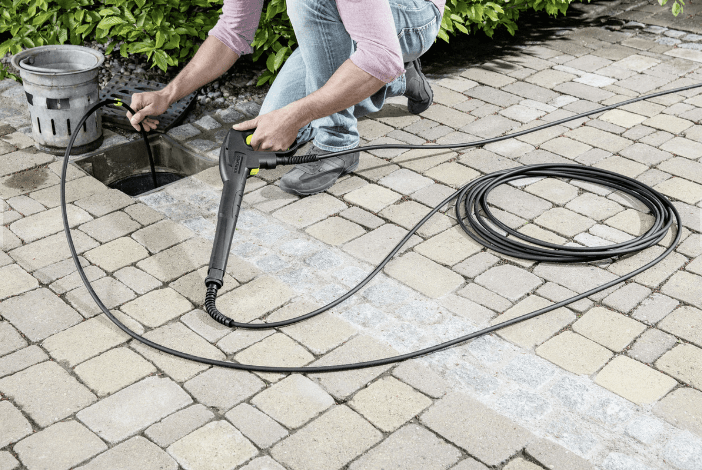 Débouchage de canalisation enterrée : solutions, prix et responsabilités